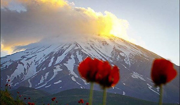 فعالیت‌های آتشفشان دماوند طبیعی است