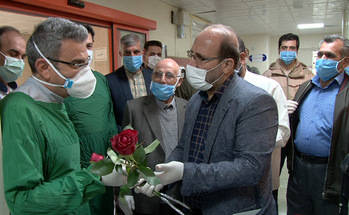 جلوه بخشندگی به تاسی از امام حسن مجتبی (ع)