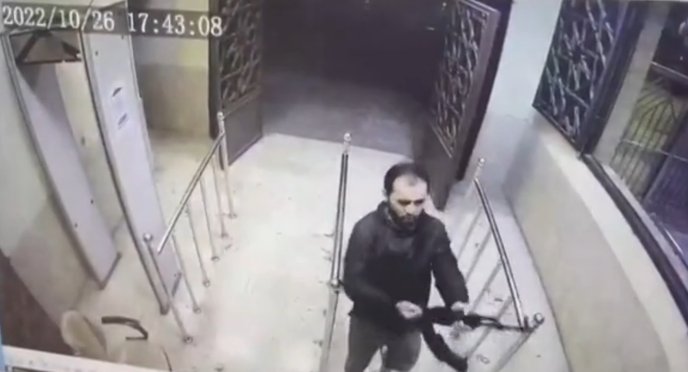 مرگ عامل حمله تروریستی به شاهچراغ